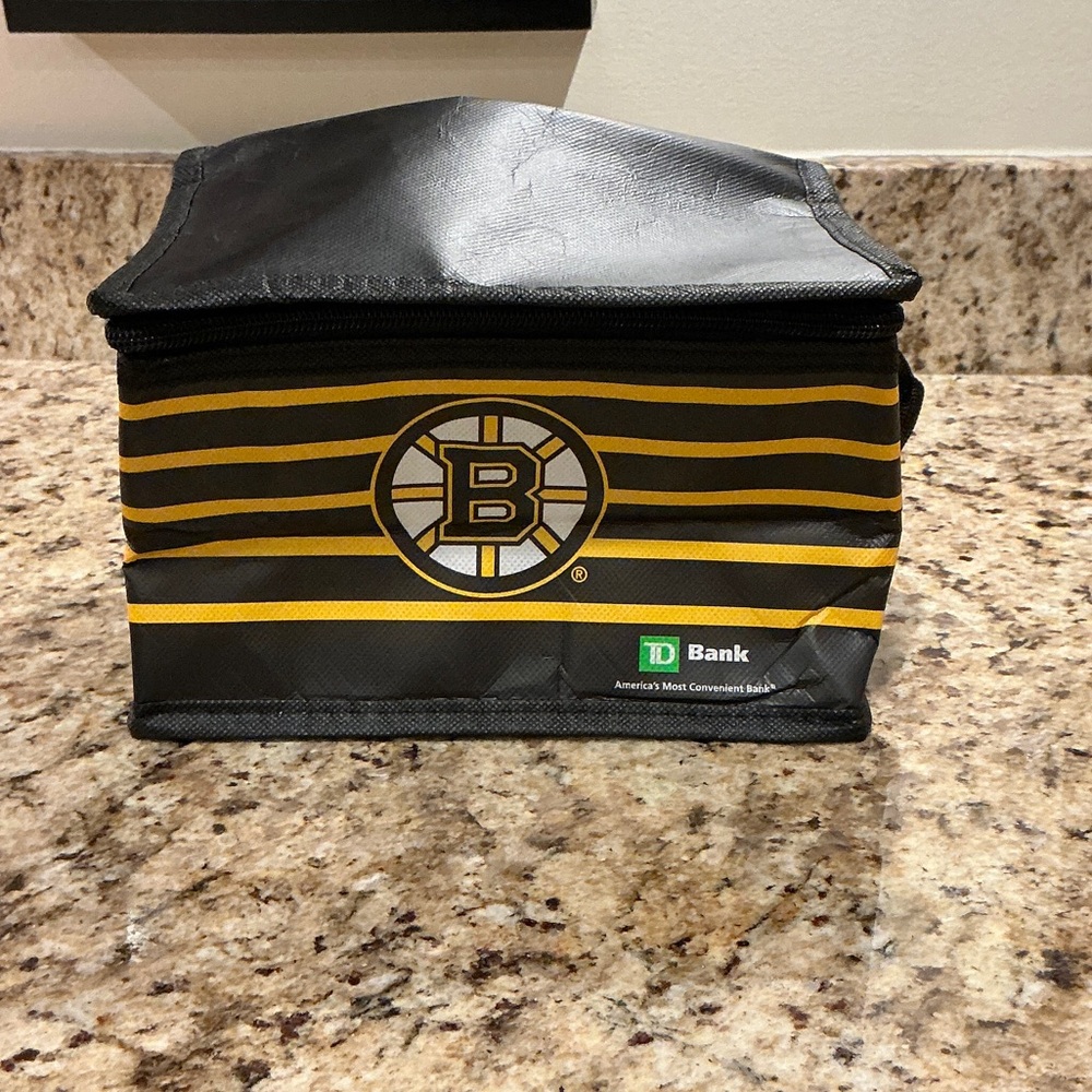 Boston Bruins Black and Gold Striped Lunch Bag